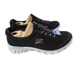 Skechers Glide-Step Resilience – Women’s Size 8.5 Wide Fit, Black/White sneaker